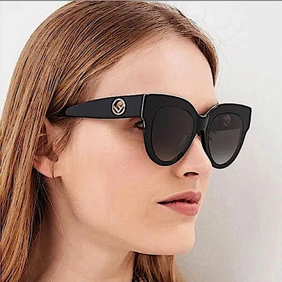 Fendi Women's Black Dark Grey Grad Sunglasses